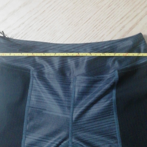 NWT! Ryu Geoline Capri - Picture 13 of 14